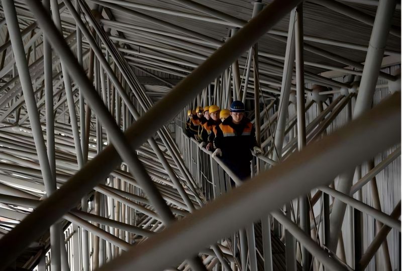 The_stadium_Catwalk_steel_grating_01.jpg